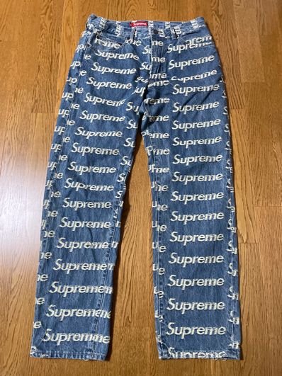 Supreme Frayed Logos Regular Jean "Blue"