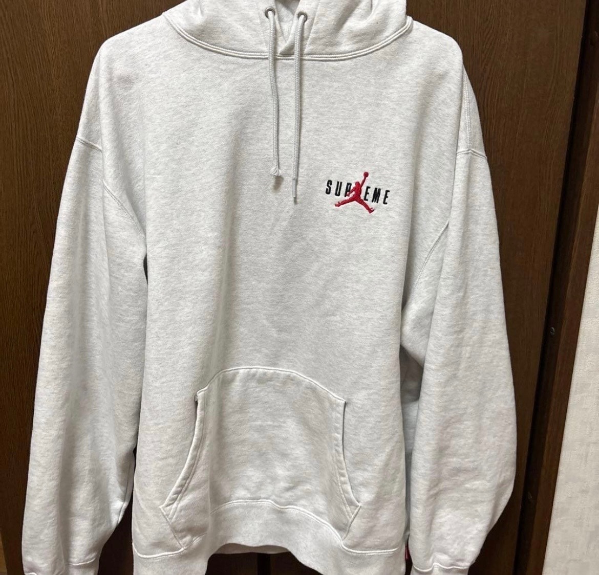Supreme x Jordan Hooded Sweatshirt "Ash Grey" HF0836-051