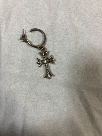 クロムハーツピアス