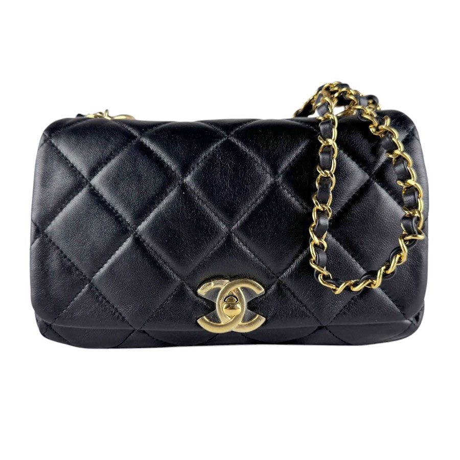 シャネル CHANEL ショルダーバッグ ラムスキン ブラック ゴールド レディース【中古】 z10553