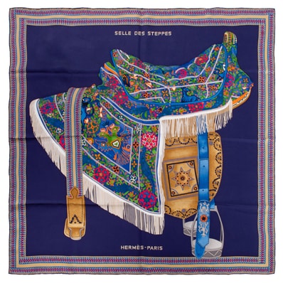 HERMES エルメス カレ90 Selle des Steppes セル・デ・ステップ 幻想の鞍 スカーフ 003682S シルク ブルー【中古】