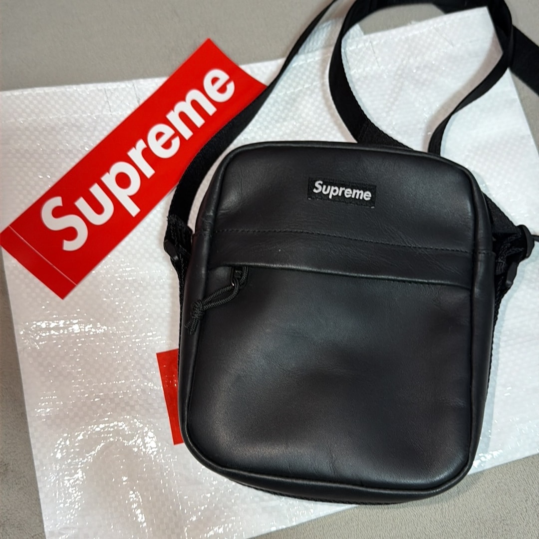 Supreme Leather Shoulder Bag 
