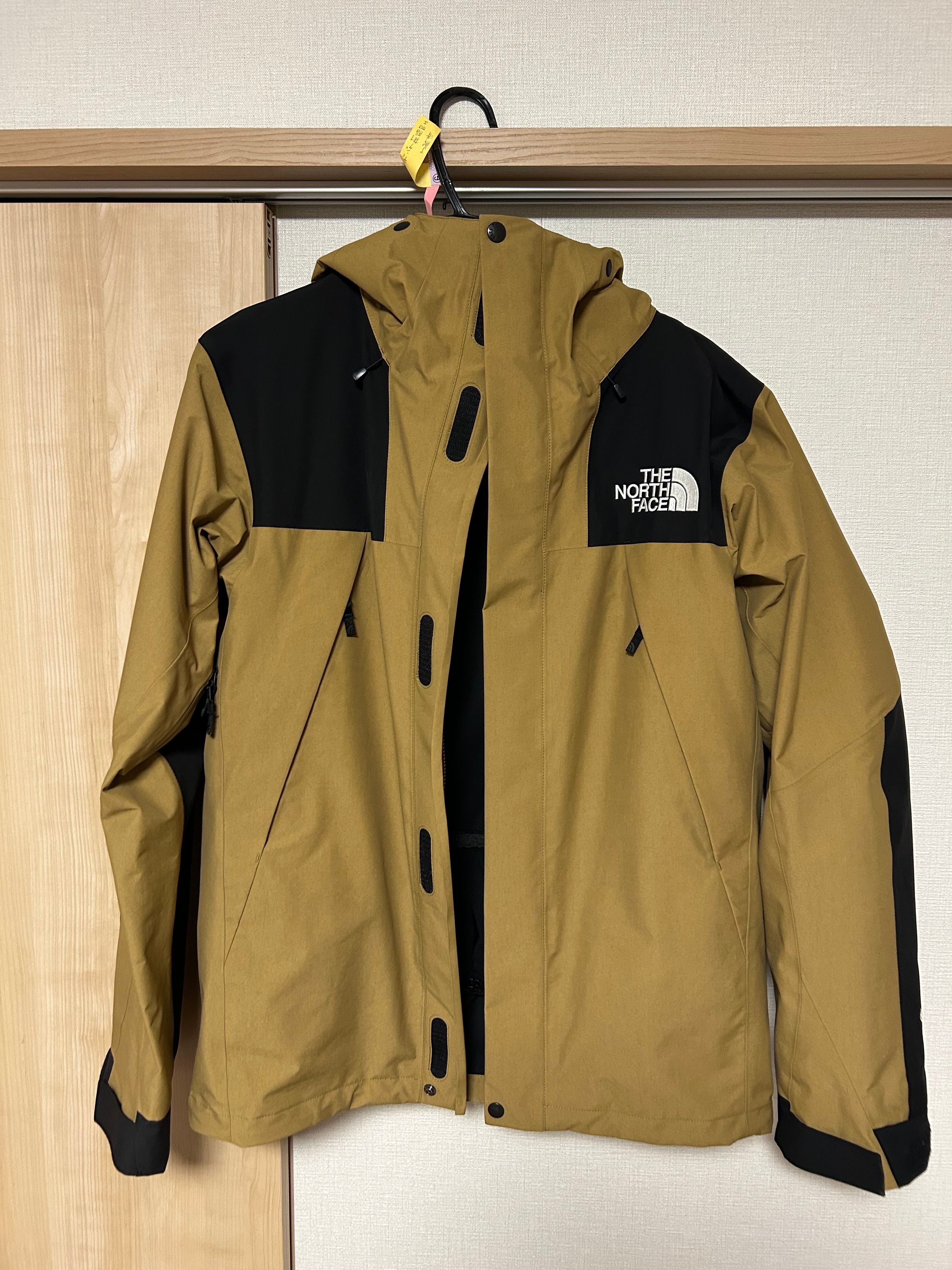 The North Face Mountain Jacket "British Khaki(BK)"
