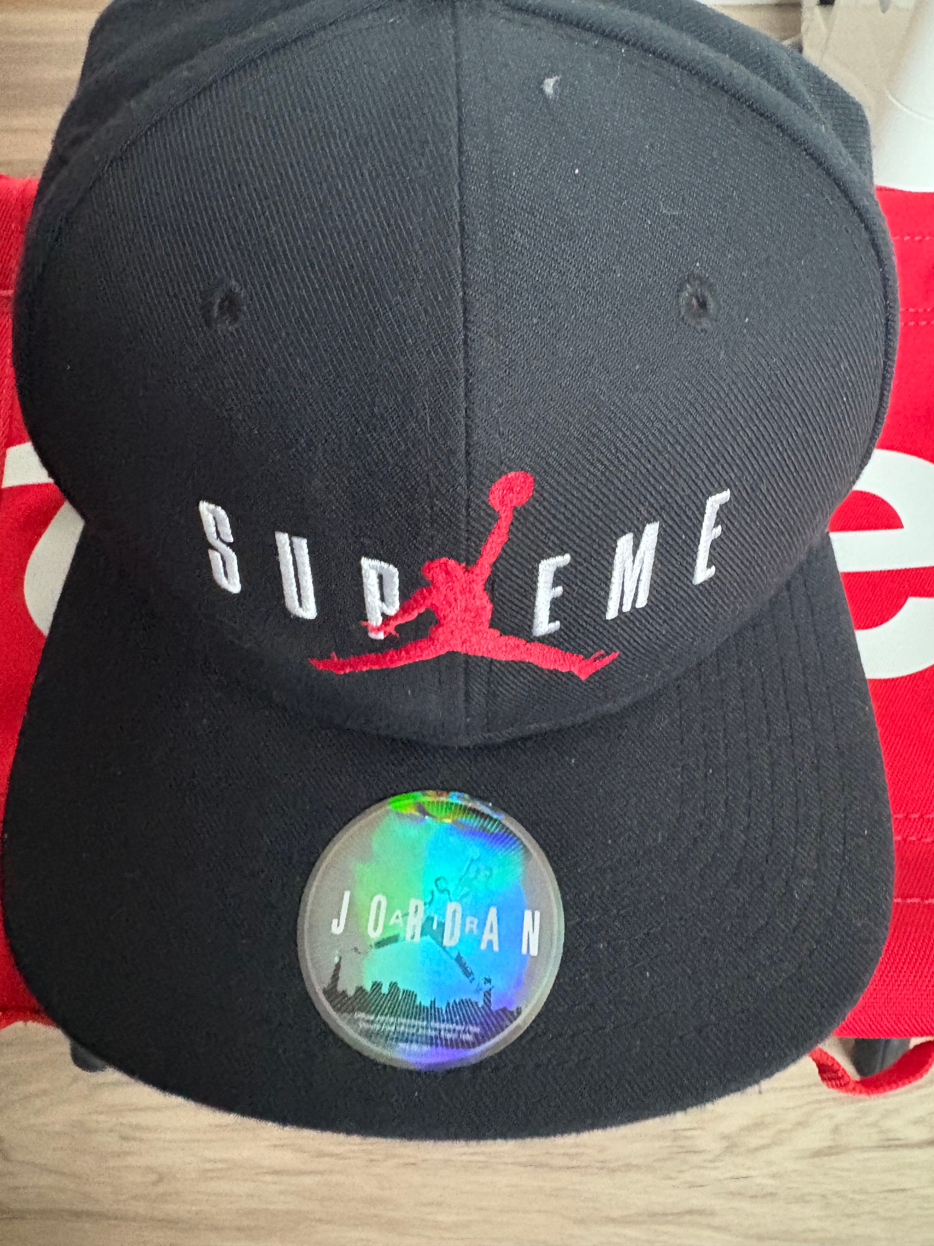 Supreme NIKE Air Jordan 6-Panel Cap "Black"