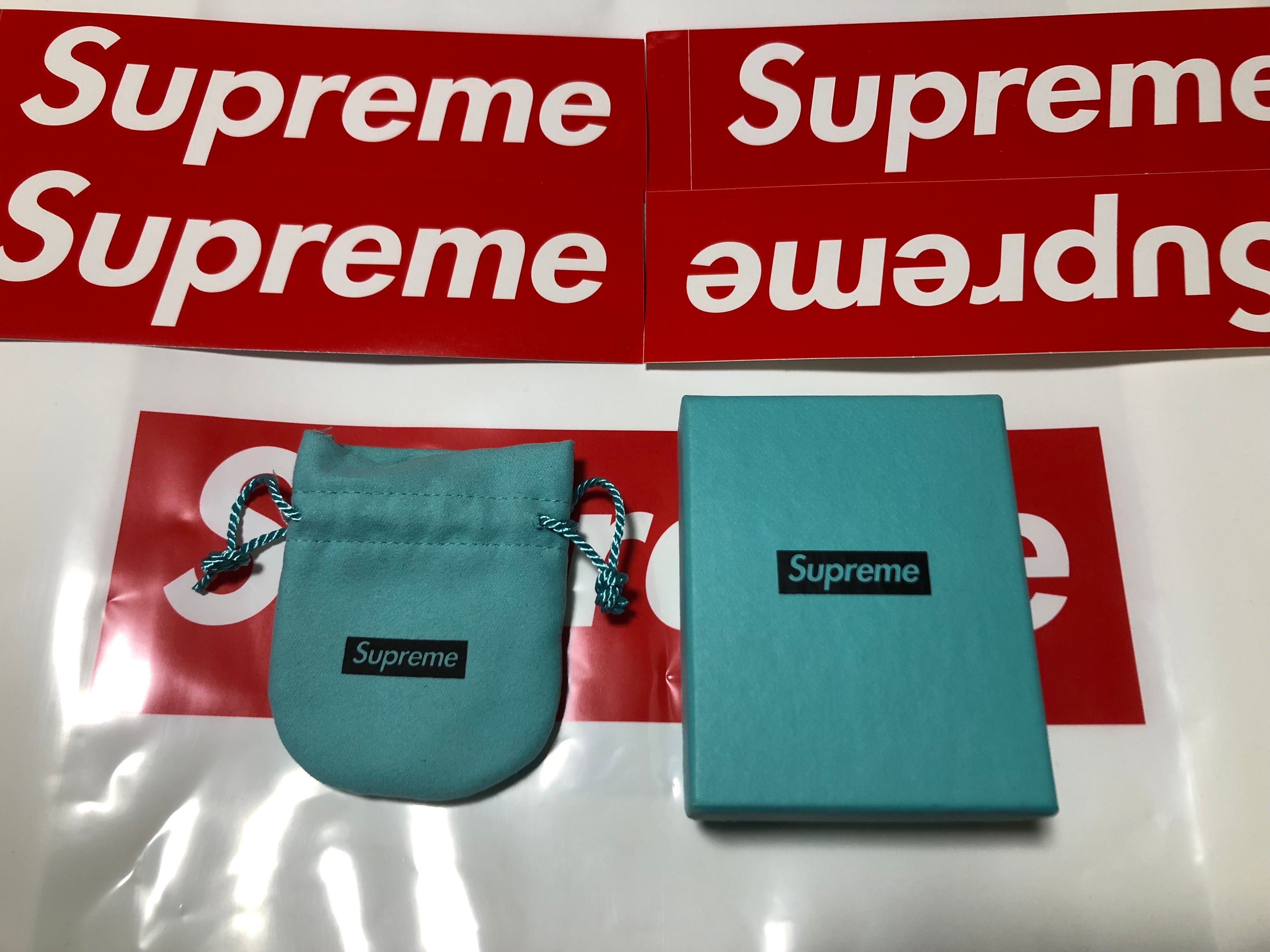 Supreme / Tiffany & Co. Return to Tiffany Heart Tag Pendant "Silver"