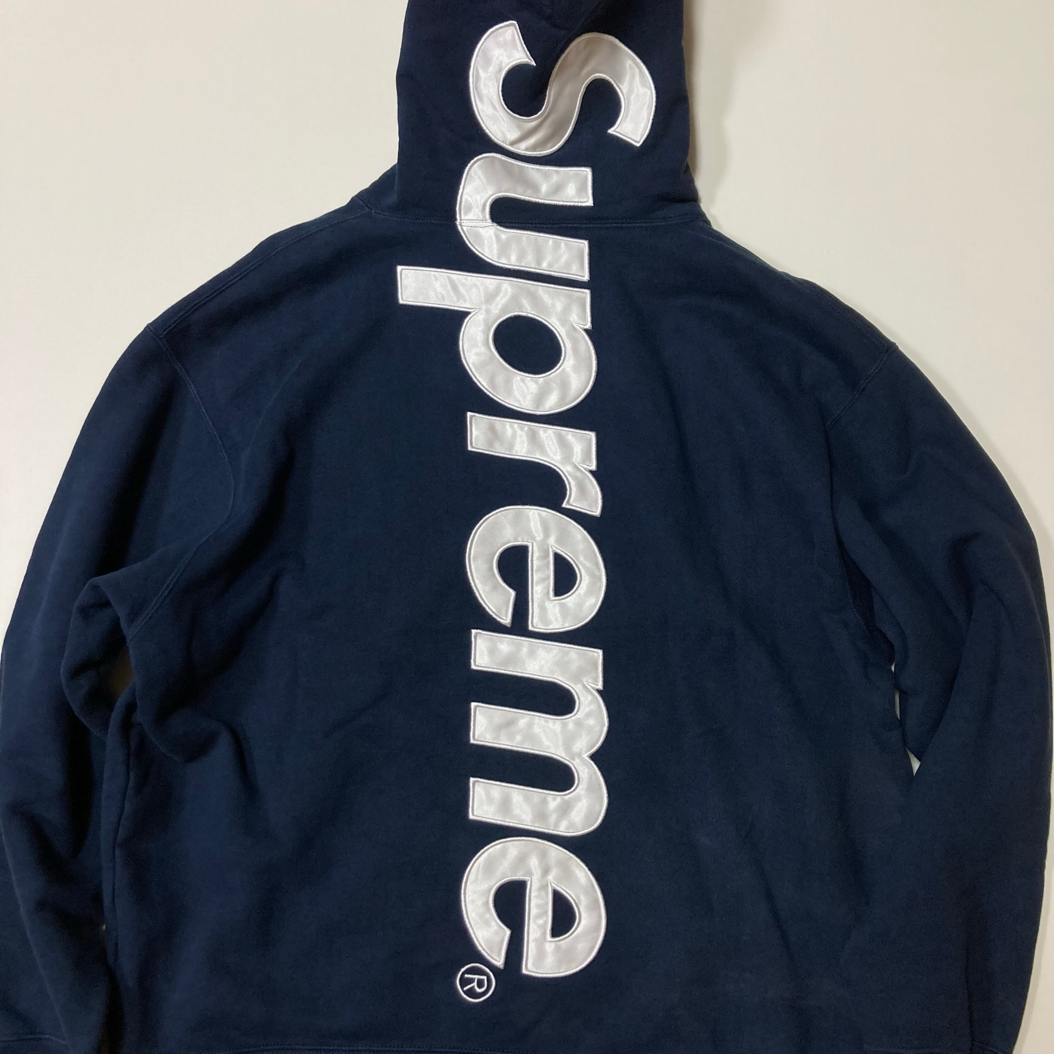 Supreme Satin Applique Hooded Sweatshirt (22FW) "Navy"