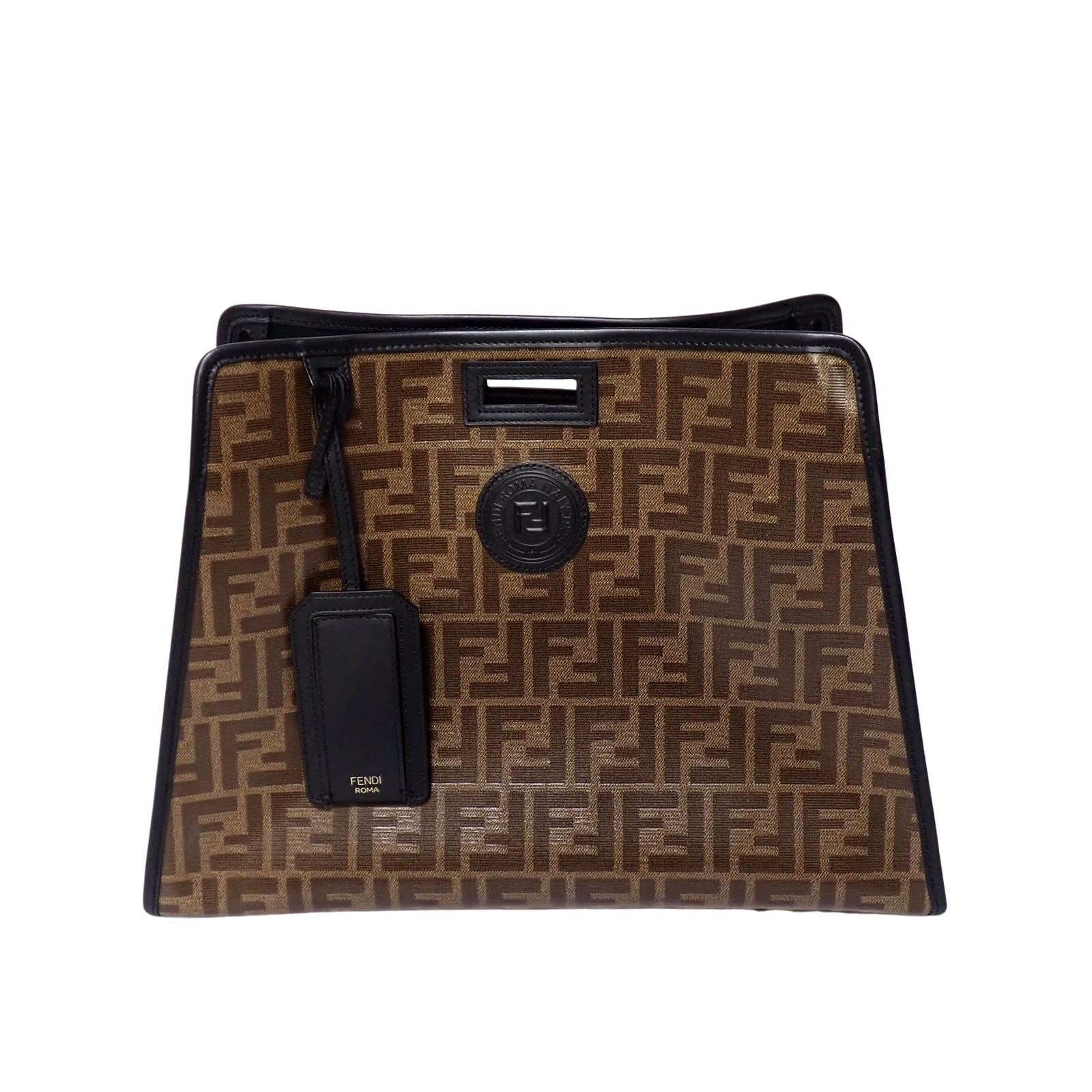 FENDI フェンディ  ディフェンダー ピーカブー ミディアム バッグカバー ズッカ  ブラウン  レディース ハンドバッグ