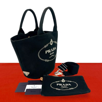 PRADA プラダ カナパ ロゴ キャンバス ショルダーバッグ ブラック
10923