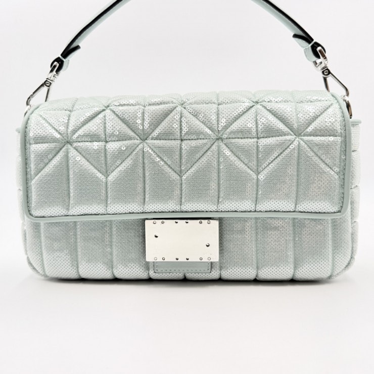 FENDI(フェンディ)バゲット ショルダーバッグ スパンコール ミントグリーン シルバートーン金具 レディース バッグ イタリア製