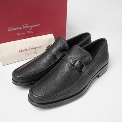 ■美品■Salvatore Ferragamo サルヴァトーレフェラガモ TACITO ドレスシューズ サイズ9 EE ガンチーニ シボレザー 靴 ブランド古着【中古】20260407/RA8465