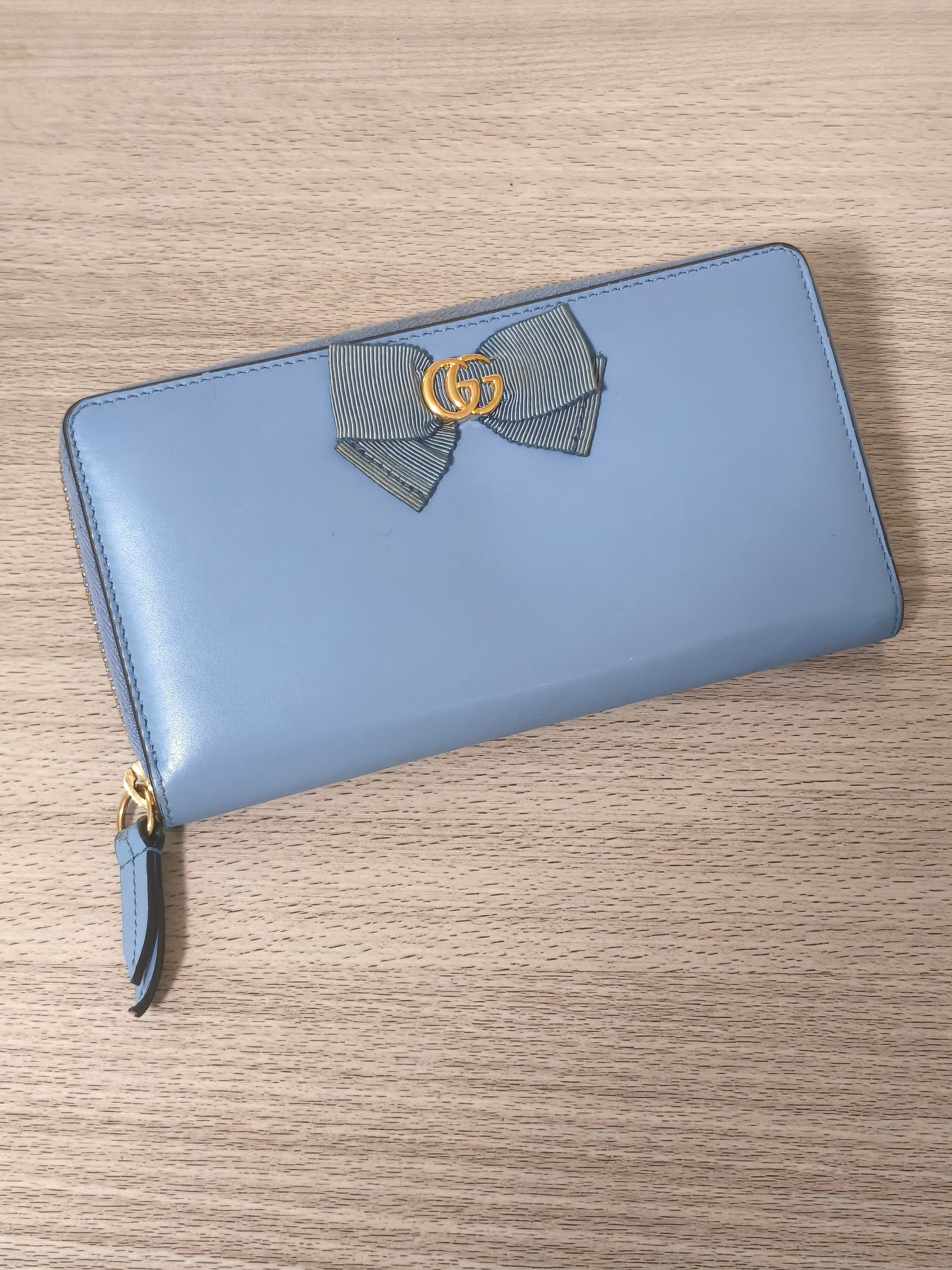 GUCCI GGリボン ラウンドファスナー長財布 ブルー 435819