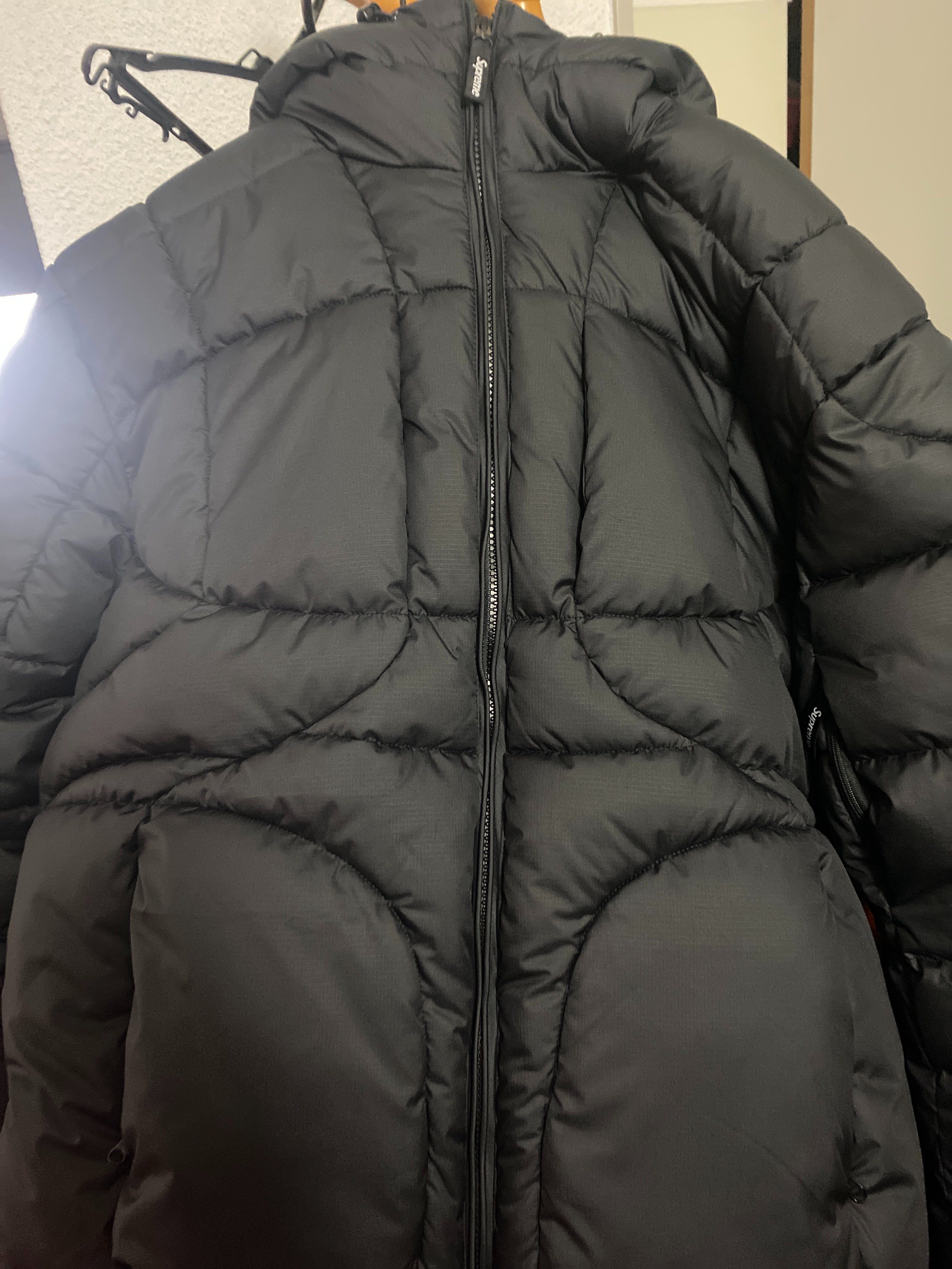 Supreme Warp Hooded Puffy Jacket "Black"