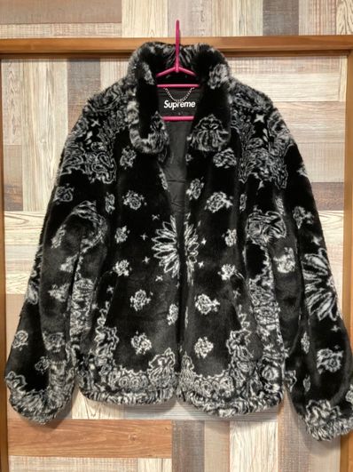 Supreme Bandana Faux Fur Bomber Jacket "Black"