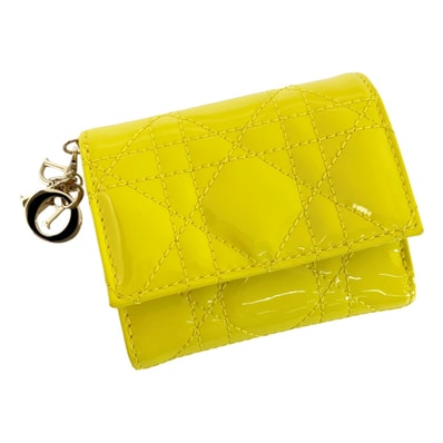 Christian Dior クリスチャンディオール パテントレザー カナージュチャーム イエロー 3つ折り財布