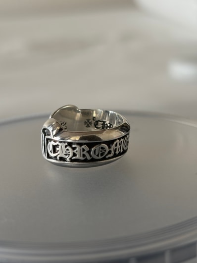 Chrome Hearts CH Scroll Label Ring / Small "Silver"