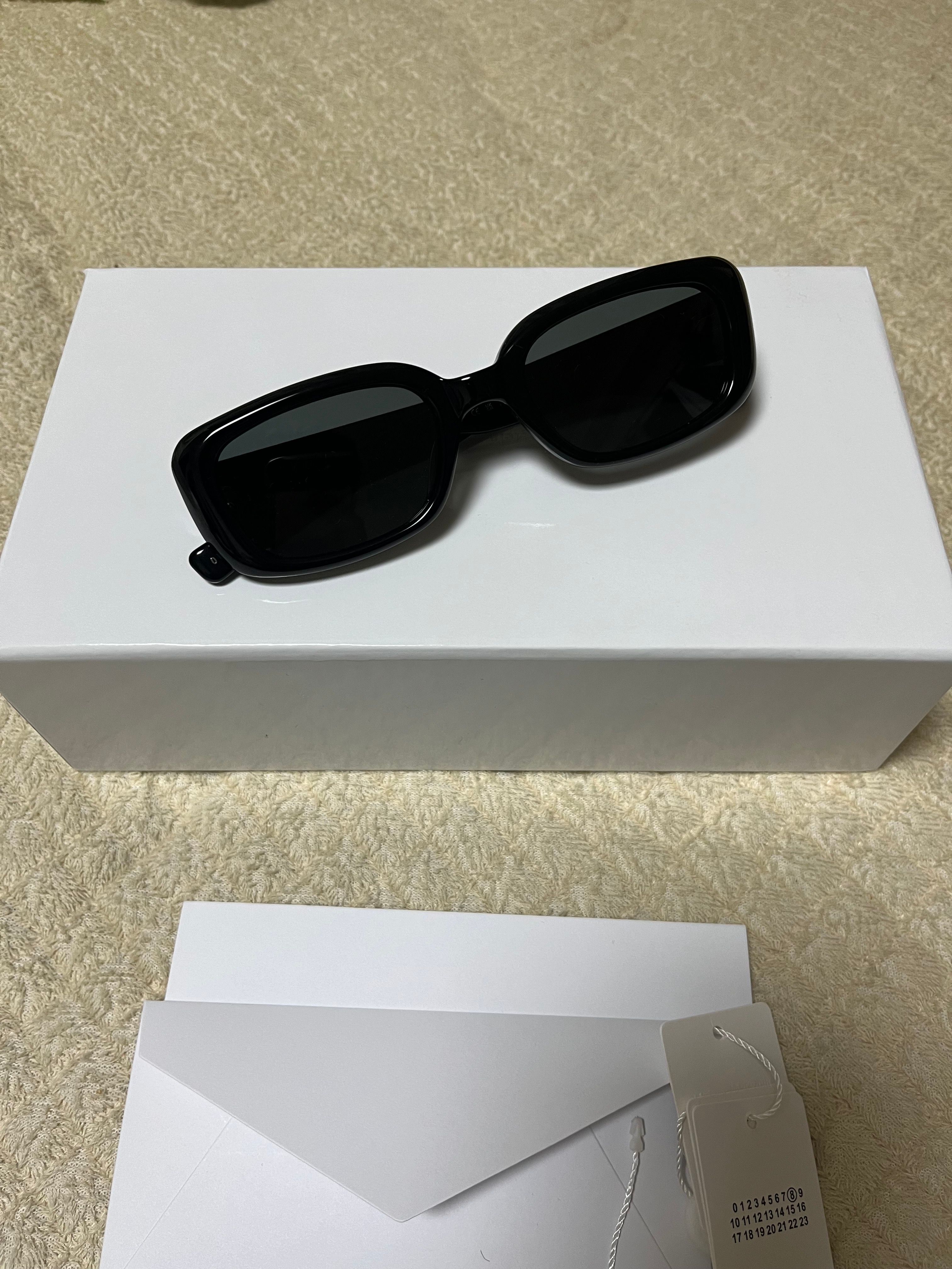 ジェントルモンスター x メゾンマルジェラ MM106 01 "ブラック"
