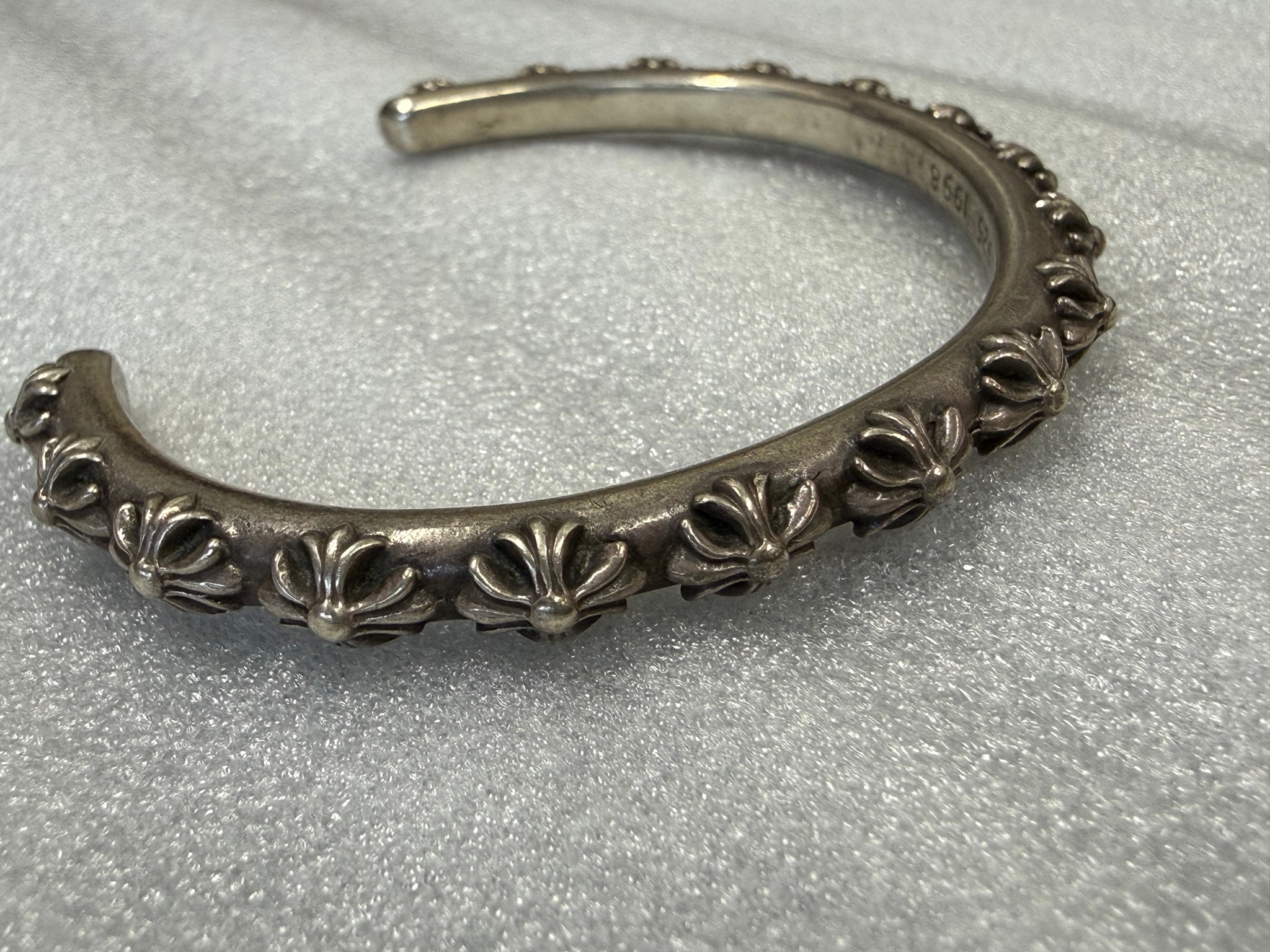 Chrome Hearts Cross Band Bangle "Silver"