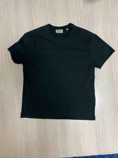 FEAR OF GOD ESSENTIALS Short Sleeve Tee "Black/Stretch Limo"