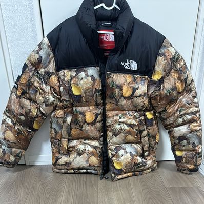Supreme x The North Face Leaves Nuptse Jacket "Leaves"