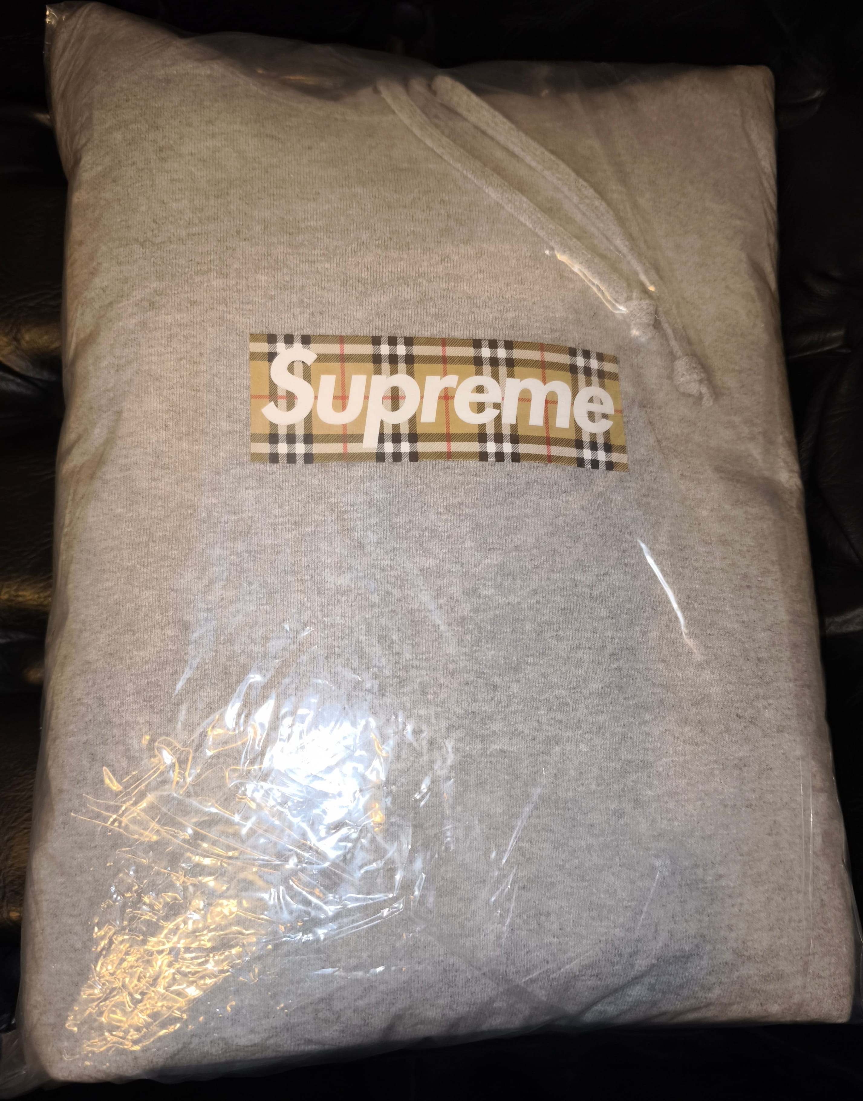Supreme / Burberry Box Logo Hooded Sweatshirt "Heather Grey"