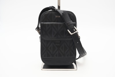 美品 Dior ディオール CDダイヤモンド バーティカルポーチ 2ESCA415CDP ショルダーバッグ ブラック グレー コーティングキャンバス メンズ