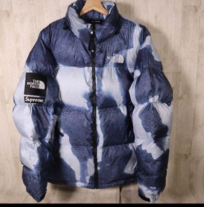 Supreme x The North Face Bleached Denim Print Nuptse Jacket "Indigo"