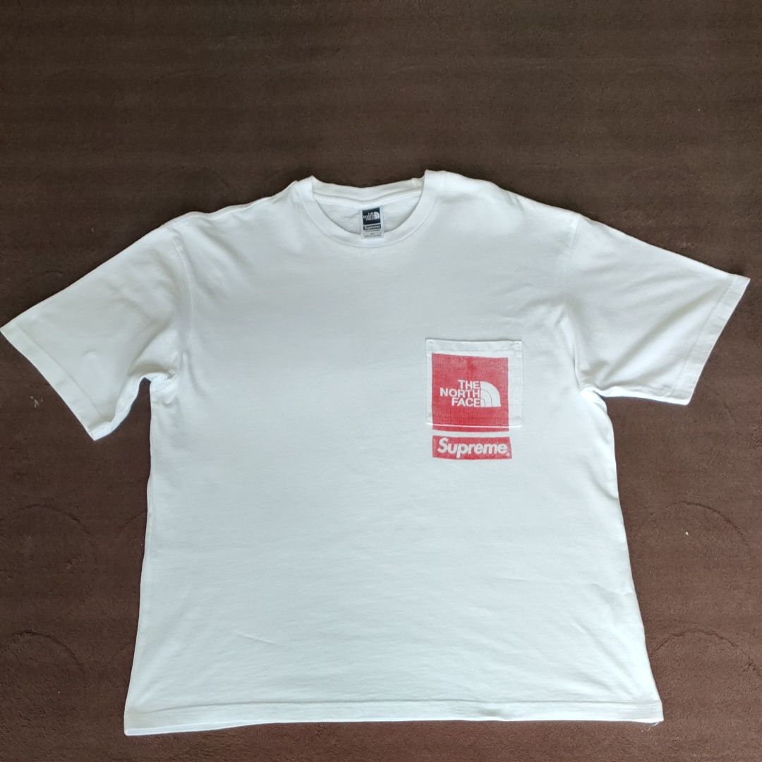 シュプリーム ザノースフェイス プリンティド ポケット Tシャツ "ホワイト"