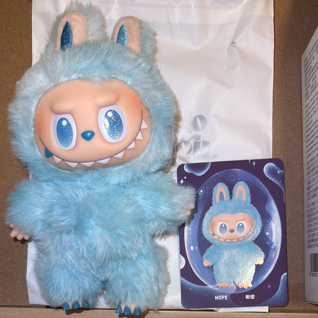 POP MART THE MONSTERS (LABUBU) Big into Energy Series Plush Pendant HOPE