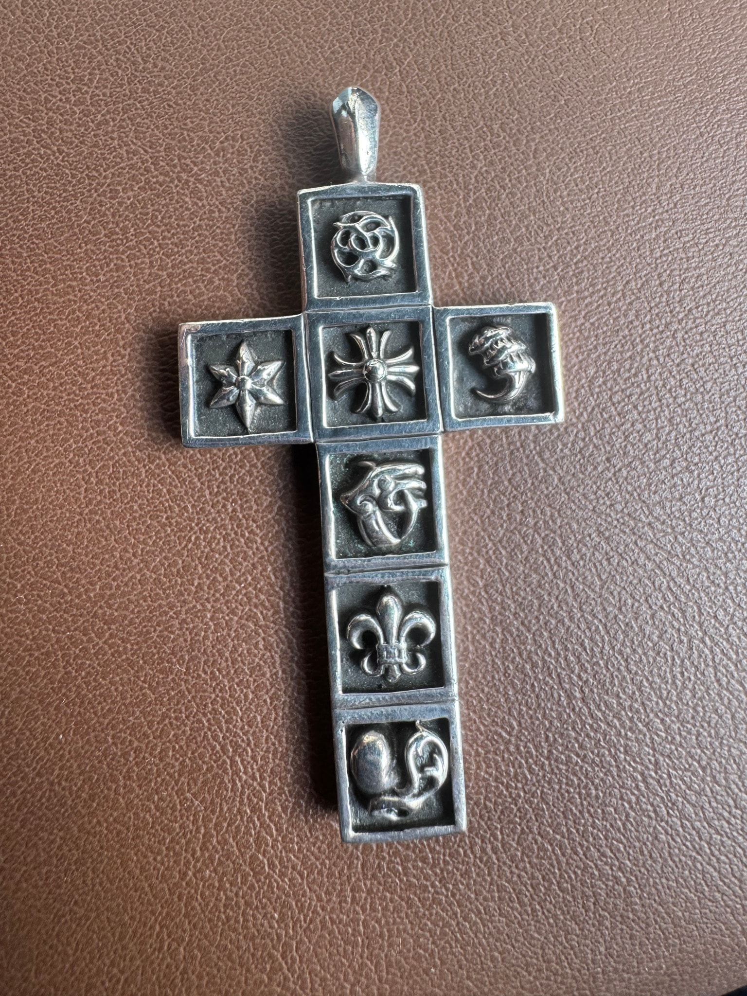 Chrome Hearts Framed Charm Cross "Silver"