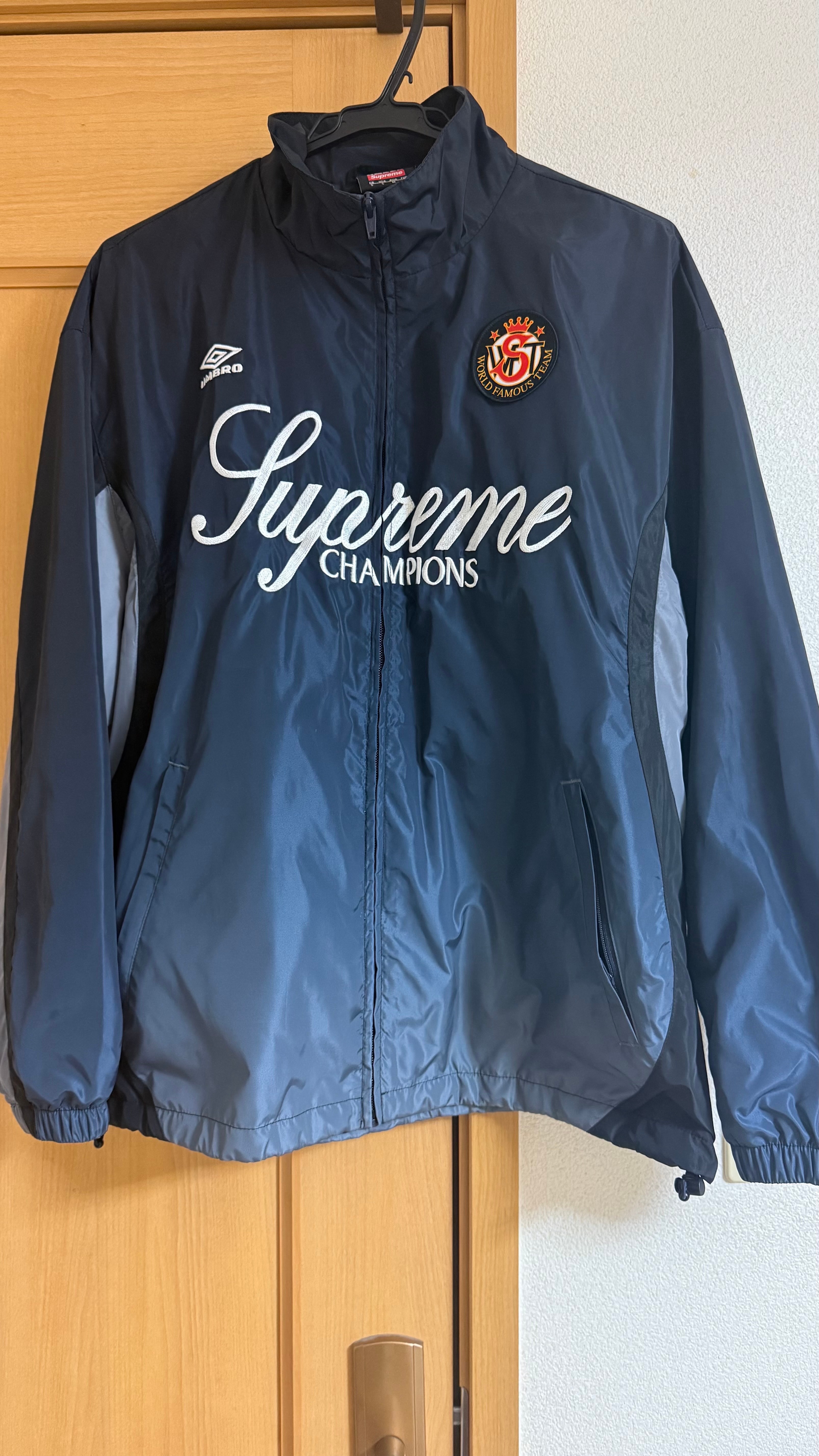 supreme 19ss Playboy Crew Jacket ブラック Brand New- Supreme Playboy Crew Full Zip Bomber Jacket SS19 Line