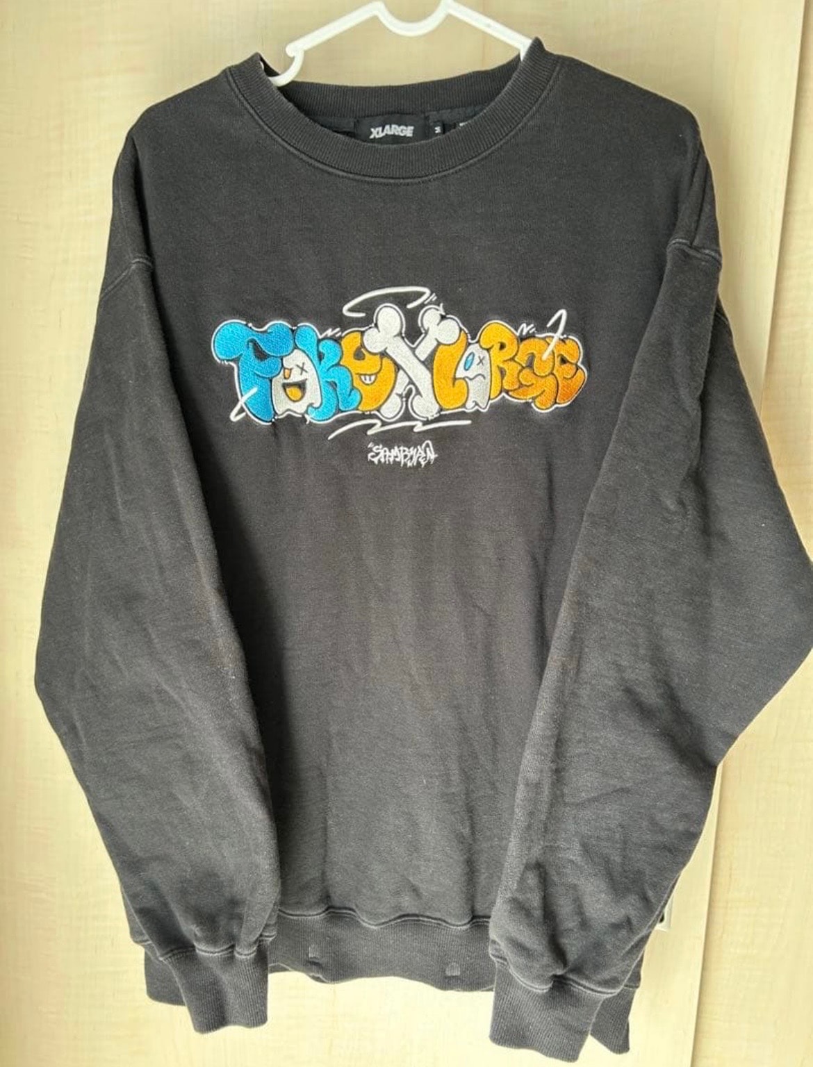 XLARGE×SAMBYPENコラボトレーナー