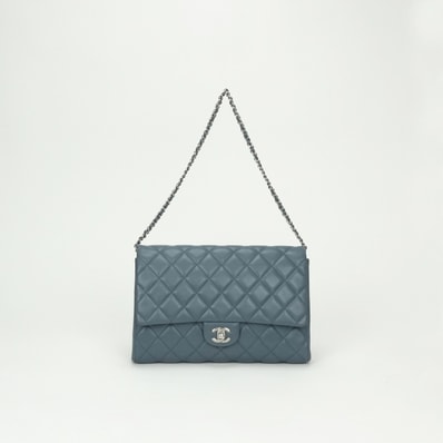 シャネル CHANEL マトラッセ バッグ ショルダーバッグ ラムスキン ブルー Blue 青 シルバー金具 チェーンショルダーバッグ ココマーク ターンロック