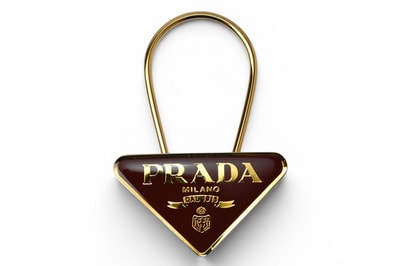 プラダ キーリング/キーホルダー PRADA トライアングル ボルドー/ゴールド M285【中古】