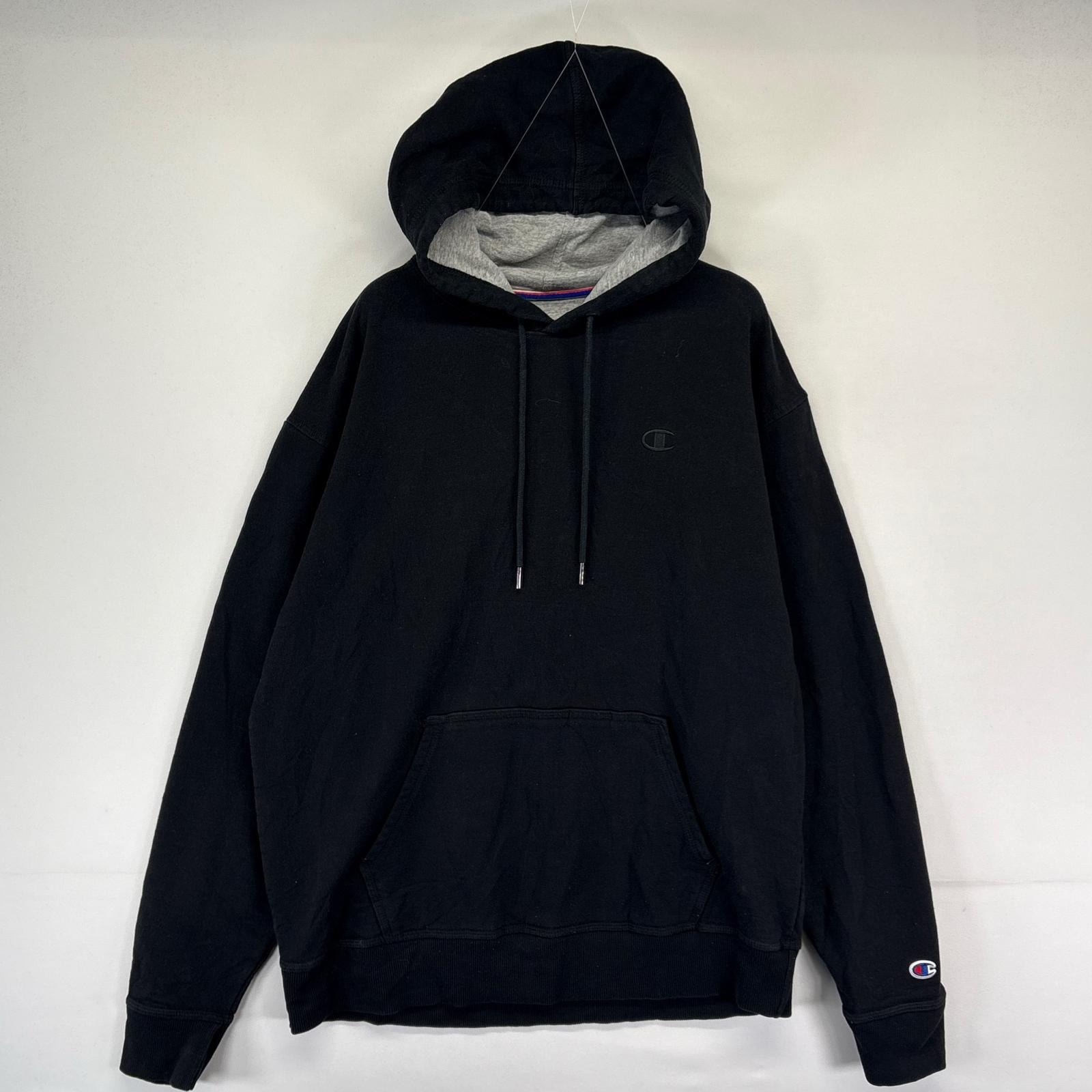 古着 チャンピオン Champion パーカー ワンポイントロゴ 刺繍 スウェット フーディー プルオーバー L  ブラック系 メンズ