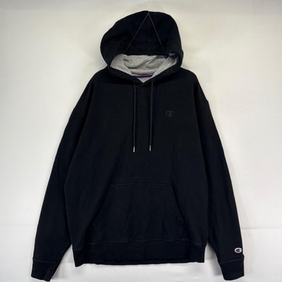 古着 チャンピオン Champion パーカー ワンポイントロゴ 刺繍 スウェット フーディー プルオーバー L ブラック系 メンズ