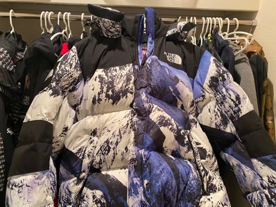 Supreme x The North Face Mountain Baltoro Jacket "Blue"