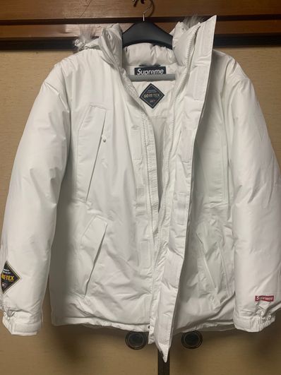 Supreme GORE-TEX 700-Fill Down Parka "White"