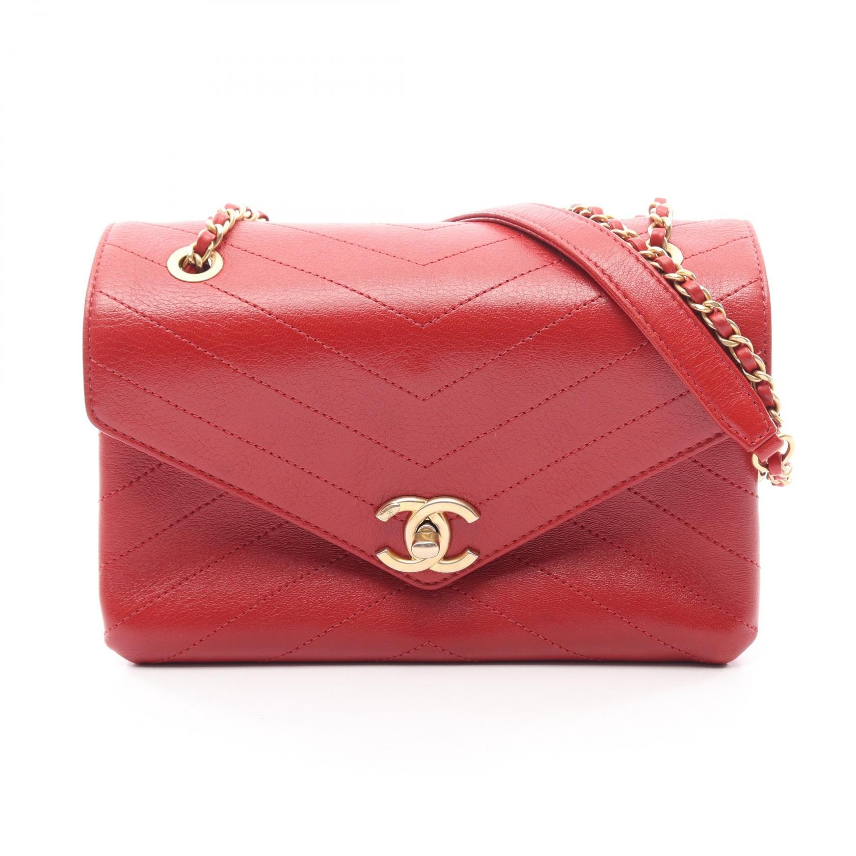 シャネル CHANEL シェブロン Vステッチ ショルダーバッグ バッグ レザー レディース レッド系 【中古】