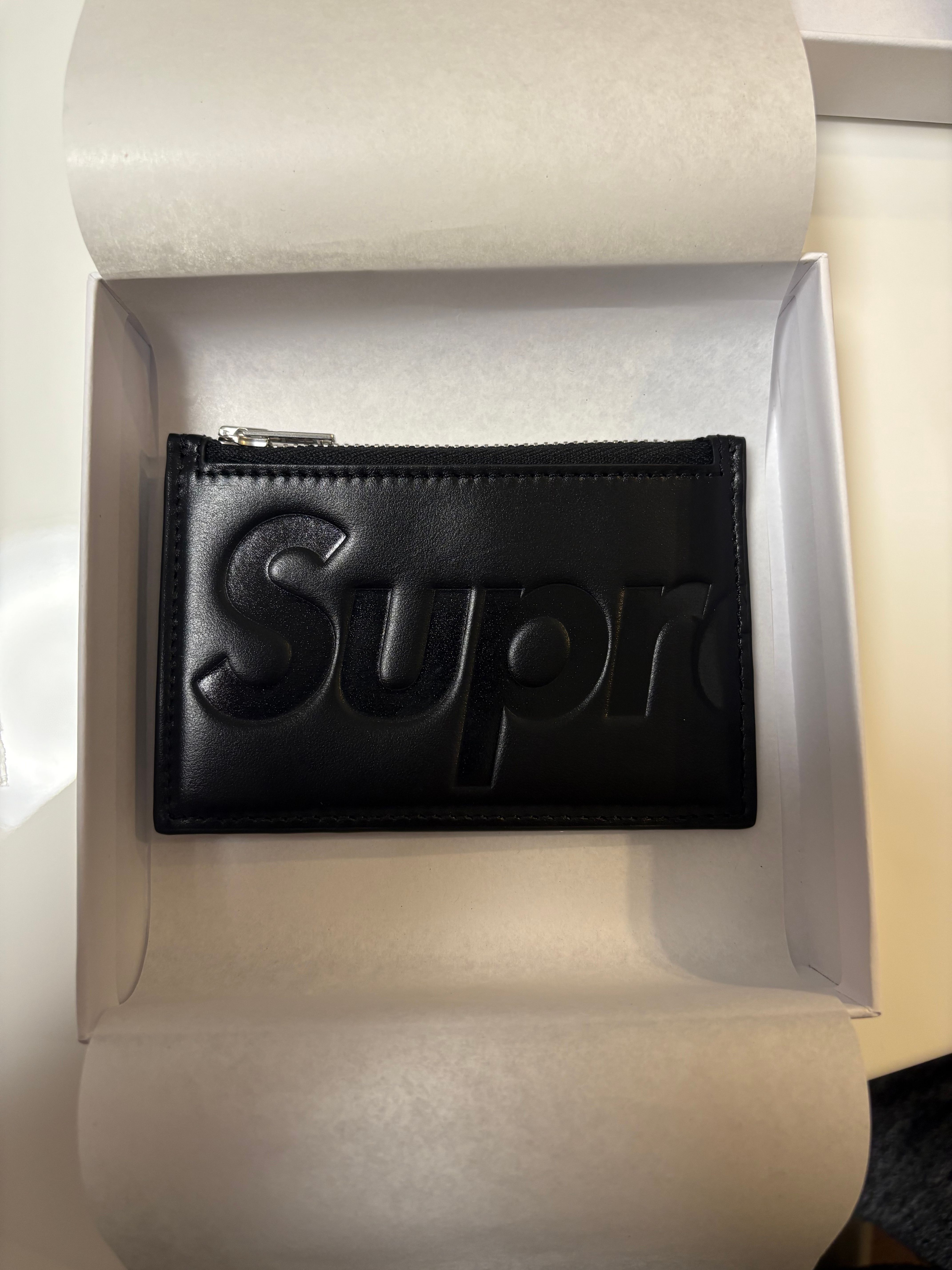 Supreme Leather Zip Card Holder (25SS) "Black"