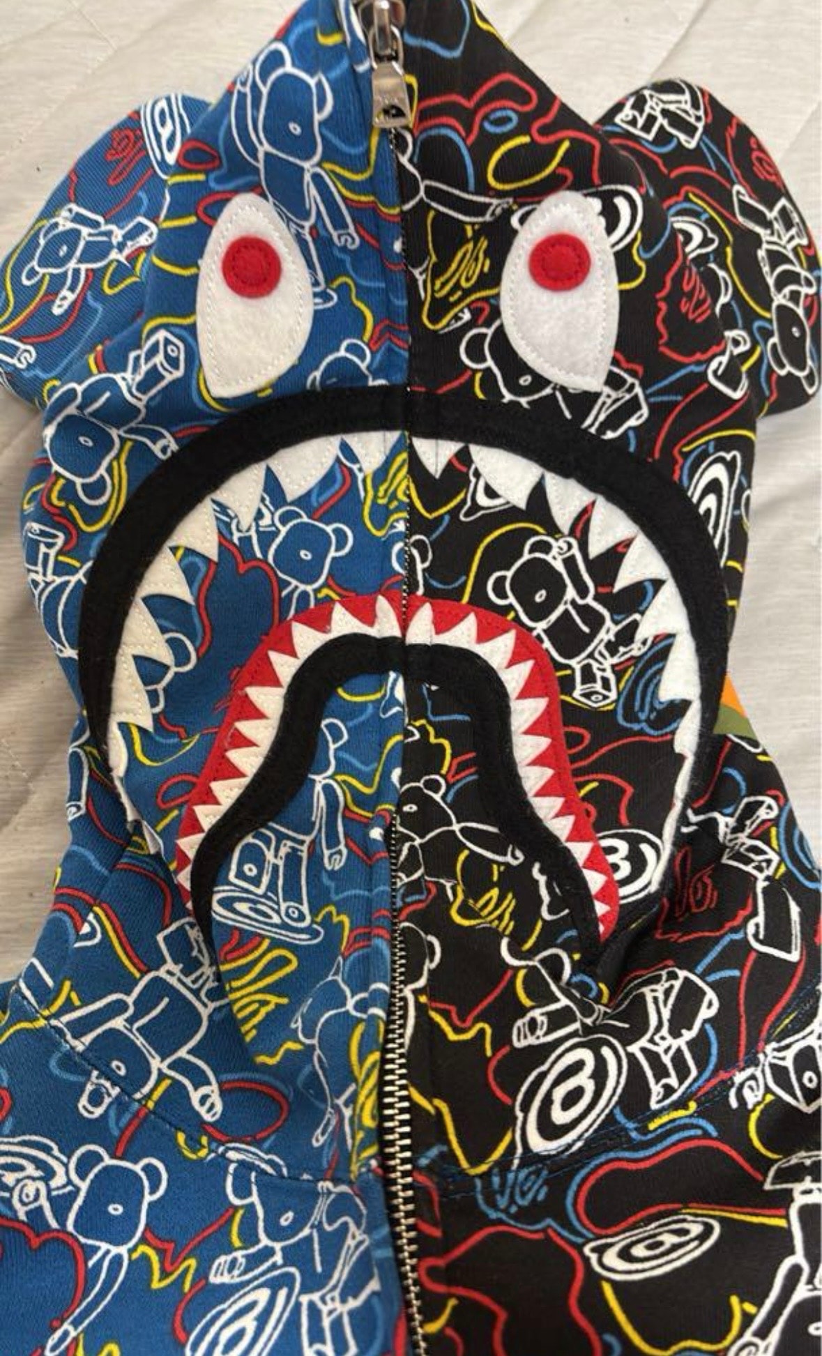 A BATHING APE BE@RBRICK CAMO BE@R SHARK FULL ZIP HOODIE "Multi"