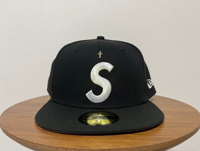 Supreme Gold Cross S Logo New Era "Black"