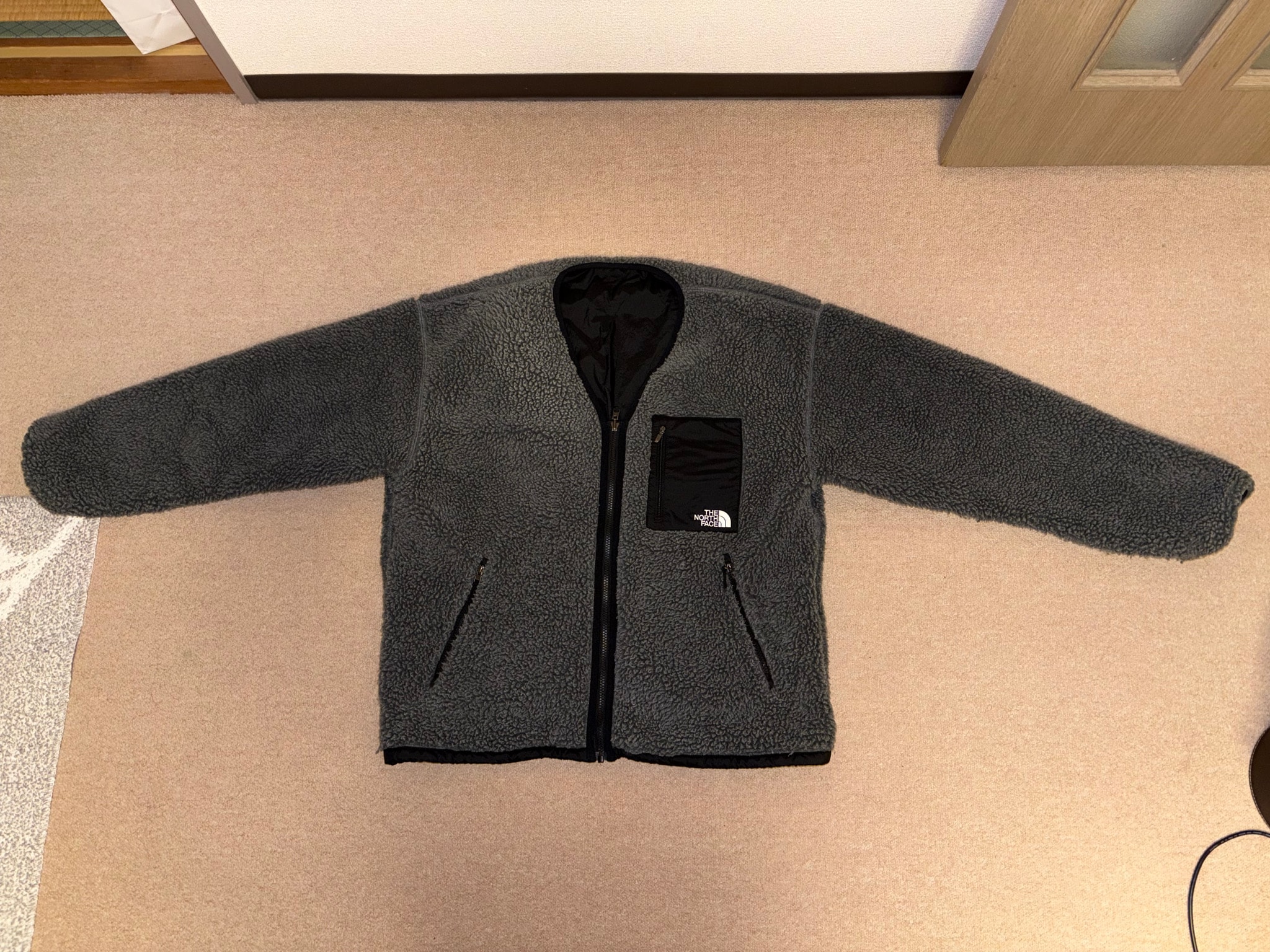 The North Face Reversible Extreme Pile Cardigan "Mixed Charcoal GrayxBlack"