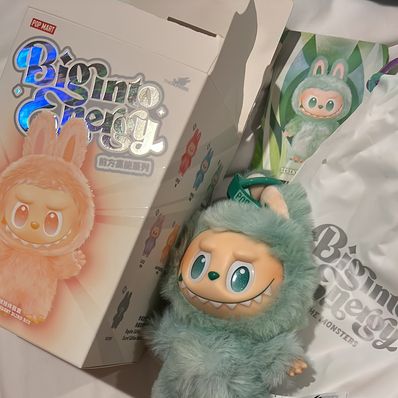 POP MART THE MONSTERS (LABUBU) Big into Energy Series Plush Pendant SERENITY