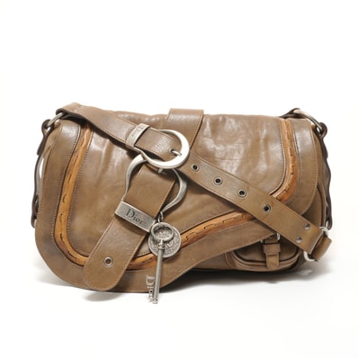 ディオール Dior ガウチョ レザー カーキグリーン ショルダーバッグ【中古】