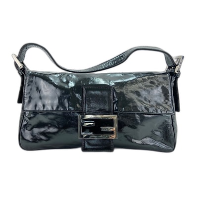 フェンディ FENDI マンマバケット ショルダーバッグ パテントレザー【中古】