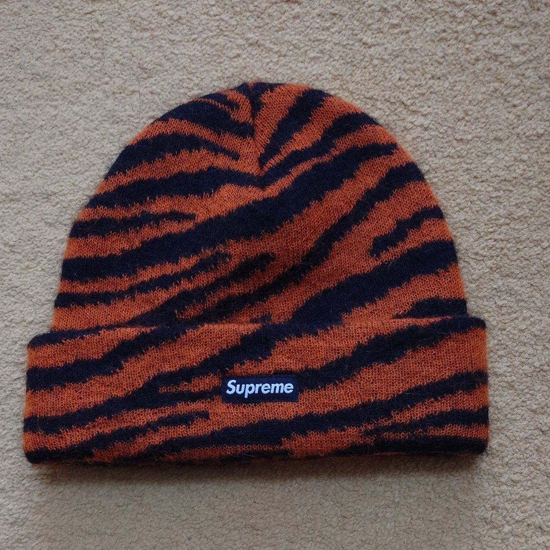 Supreme Mohair Beanie "Orange" (20FW)