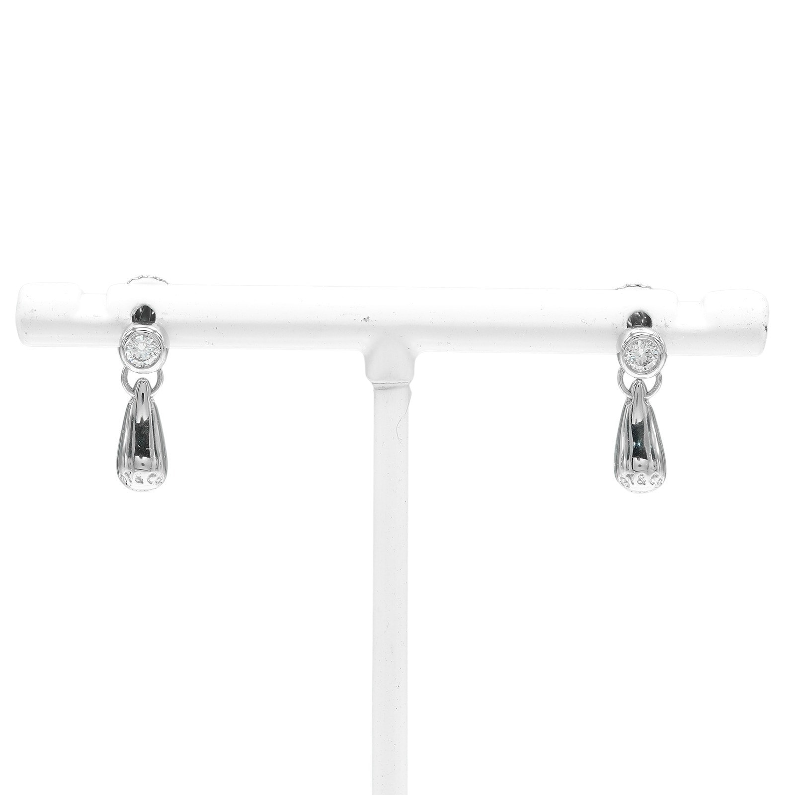 ティファニー ティアドロップ レディースピアス