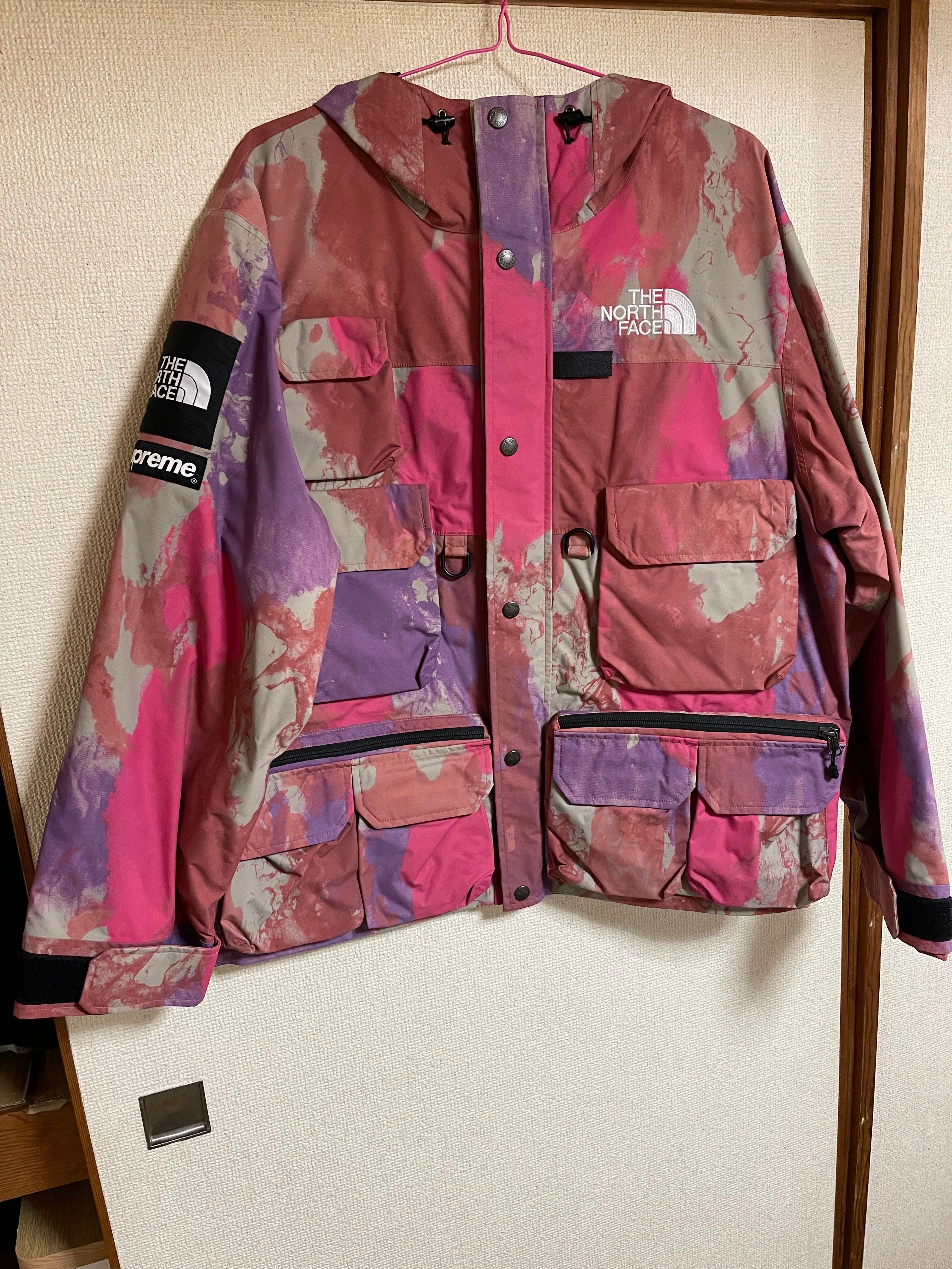 Supreme x The North Face Cargo Jacket "Pink"