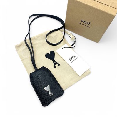 新品 AMI PARIS ADC ネックストラップ