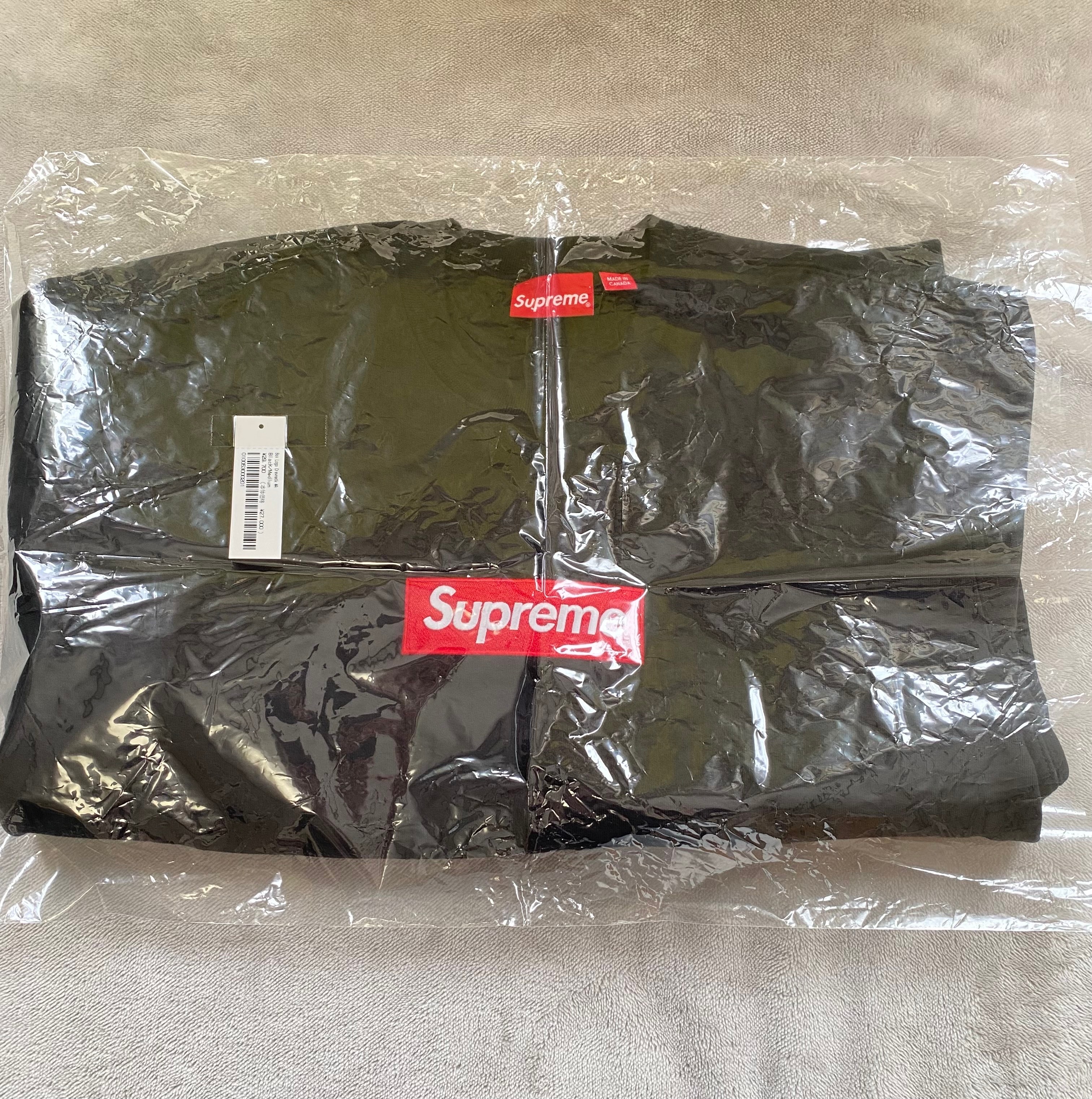 シュプリーム ボックス ロゴ クルーネック "ブラック" (22FW)